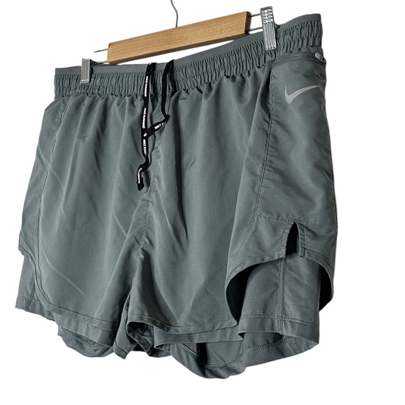 Nike Dri-Fit Running Shorts Womens Size XL Elastic Waist Drawstring gray - Picture 7 of 7